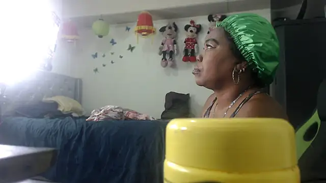 hotbrunettecasandra online show from 09-16-25, 10:16