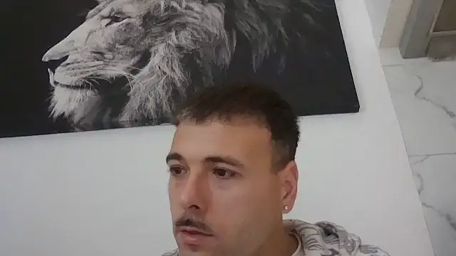 Snapshot of CasalFire chatting on 05-01-26, 02:55 CasalFire online show from 05-01-26, 02:55