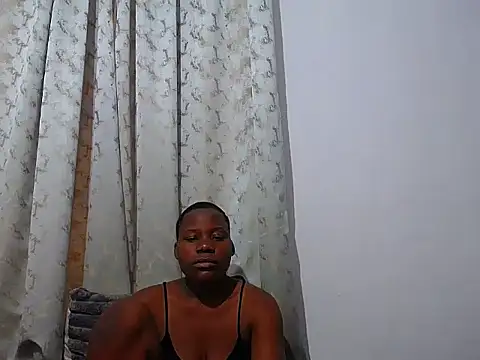 Snapshot of ShyBabe_07 chatting on 05-07-26, 01:36 ShyBabe 07 online show from 05-07-26, 01:36