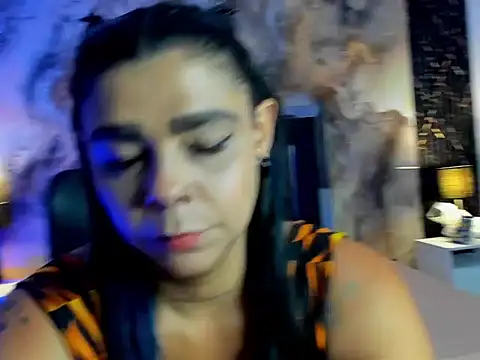 Snapshot of safira_417 chatting on 04-15-26, 07:18 safira 417 online show from 04-15-26, 07:18