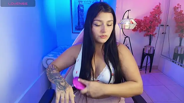 Snapshot of Selene_blake chatting on 04-14-26, 12:43 Selene blake online show from 04-14-26, 12:43