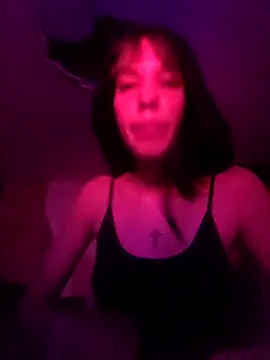 Snapshot of Angeles444 chatting on 04-16-26, 12:44 Angeles444 online show from 04-16-26, 12:44