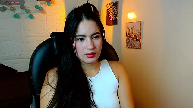 Snapshot of rosaleia_ chatting on 06-06-26, 03:56 rosaleia online show from 06-06-26, 03:56