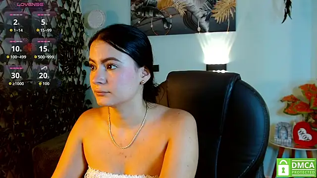 rosaleia  online show from 07-16-26, 04:09