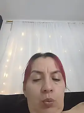 Snapshot of Sofia_Mature_ chatting on 07-06-26, 10:12 Sofia Mature online show from 07-06-26, 10:12