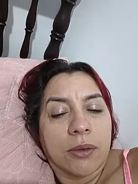Snapshot of Sofia_Mature_ chatting on 06-18-26, 01:27 Sofia Mature online show from 06-18-26, 01:27