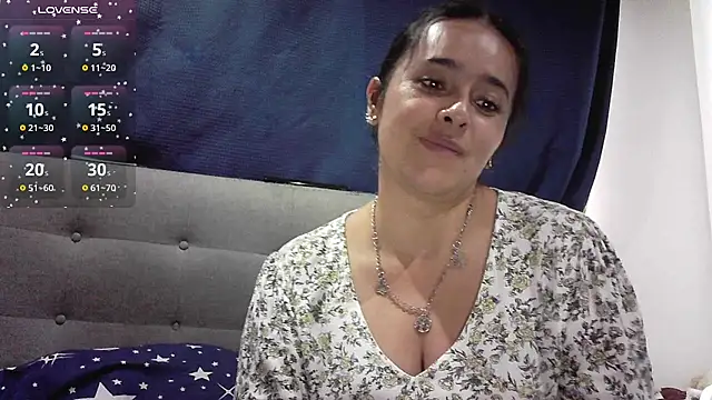 Snapshot of Estefany-magic chatting on 08-03-26, 01:39 Estefany-magic online show from 08-03-26, 01:39