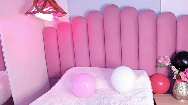 AlesiaBlue online show from 04-13-26, 02:54