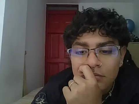 xhecho uzumaki online show from 05-07-26, 06:11