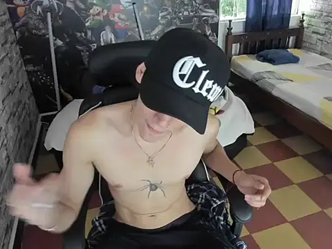 sebas jusa online show from 05-05-26, 01:58