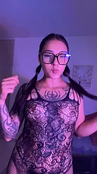 Snapshot of GigixXxOS chatting on 05-23-26, 10:31 GigixXxOS online show from 05-23-26, 10:31
