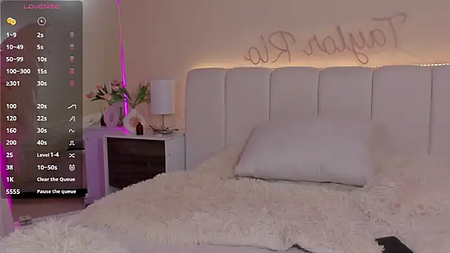 teylor rio online show from 04-15-26, 03:23