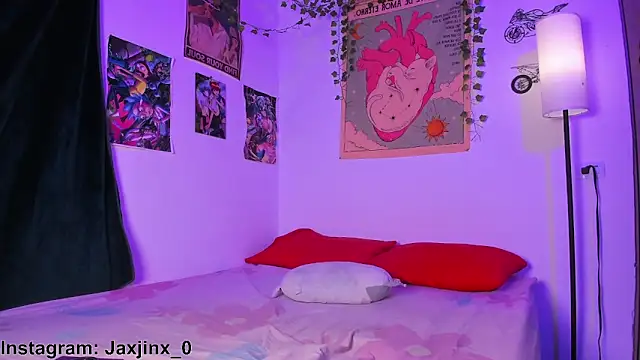 Snapshot of JaxJinx chatting on 05-22-26, 12:30 JaxJinx online show from 05-22-26, 12:30