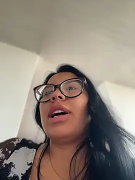 Snapshot of Iam-sophia27 chatting on 06-05-26, 03:29 Iam-sophia27 online show from 06-05-26, 03:29