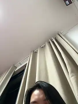 Snapshot of huangjialipao003 chatting on 06-04-26, 11:59 huangjialipao003 online show from 06-04-26, 11:59