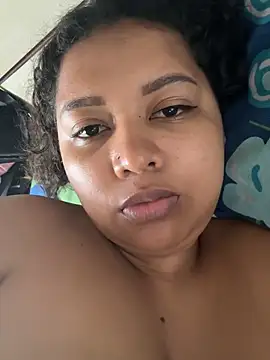 Snapshot of Ninibella chatting on 04-25-26, 01:41 Ninibella online show from 04-25-26, 01:41