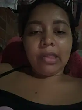 Snapshot of Ninibella chatting on 05-03-26, 10:35 Ninibella online show from 05-03-26, 10:35