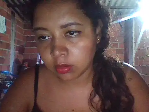Snapshot of Ninibella chatting on 04-20-26, 11:02 Ninibella online show from 04-20-26, 11:02