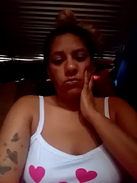 Snapshot of melysexy chatting on 05-02-26, 03:50 melysexy online show from 05-02-26, 03:50