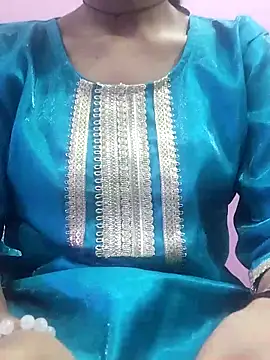 Snapshot of Liviya__225__ chatting on 04-11-26, 07:05 Liviya 225 online show from 04-11-26, 07:05