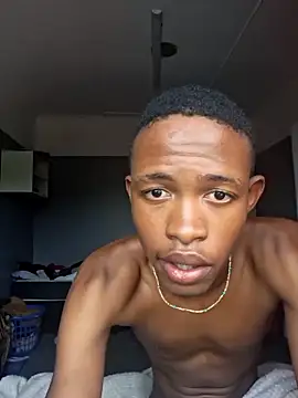 Snapshot of youngAndReckles chatting on 04-11-26, 07:45 youngAndReckles online show from 04-11-26, 07:45