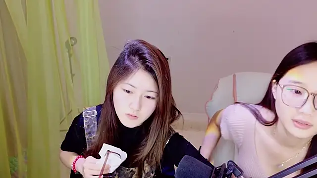 Xiongchumo1120 online show from 05-14-26, 03:14