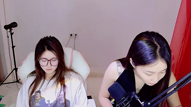 Xiongchumo1120 online show from 05-16-26, 03:16