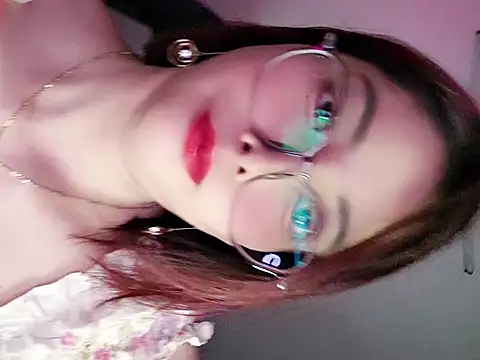 Snapshot of Hot_bbaby chatting on 06-02-26, 07:30 Hot bbaby online show from 06-02-26, 07:30
