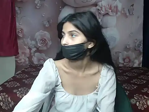 Snapshot of Ada-19 chatting on 05-11-26, 05:09 Ada-19 online show from 05-11-26, 05:09