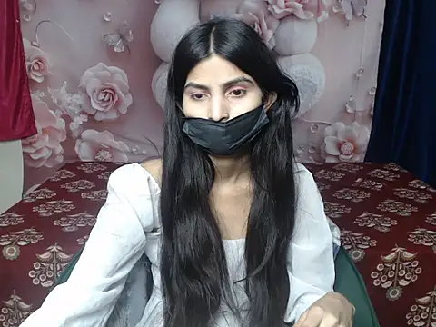 Snapshot of Ada-19 chatting on 05-07-26, 05:33 Ada-19 online show from 05-07-26, 05:33