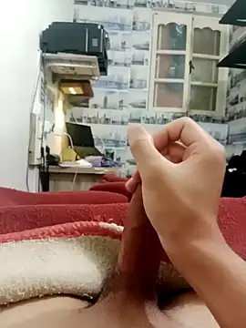 canbemmh546 online show from 04-12-26, 01:14