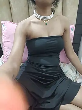 Snapshot of yoursanya00 chatting on 05-22-26, 06:28 yoursanya00 online show from 05-22-26, 06:28