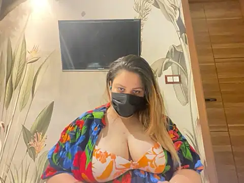 Snapshot of kavyasingh36 chatting on 05-05-26, 03:15 kavyasingh36 online show from 05-05-26, 03:15