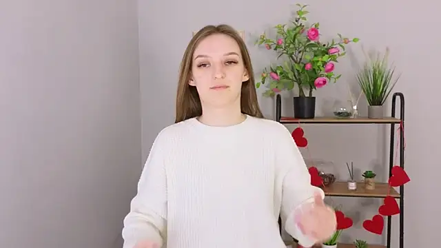 Lilia Redy online show from 04-15-26, 10:21