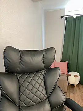 KimEvanss online show from 06-19-26, 05:02