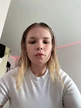 KimEvanss online show from 07-27-26, 10:11