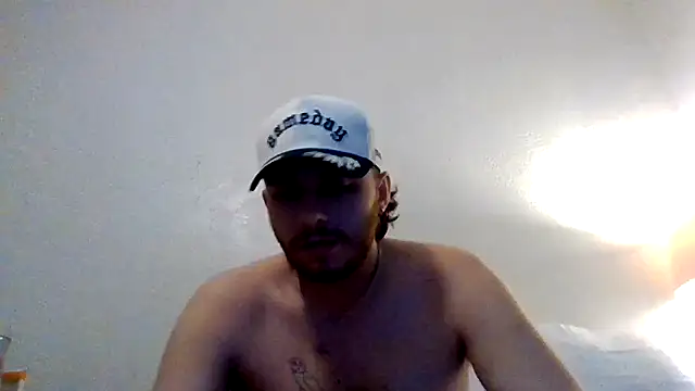 tallhungcloudzz online show from 04-17-26, 04:48