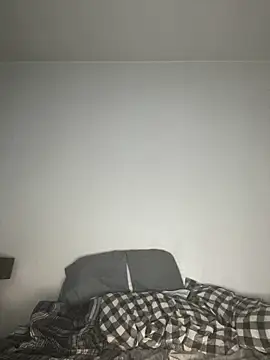 tallhungcloudzz online show from 04-12-26, 02:04