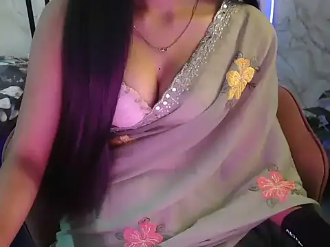 Snapshot of shreya___ chatting on 05-27-26, 04:53 shreya online show from 05-27-26, 04:53