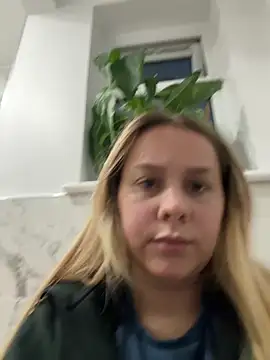 OliviaJadeXx online show from 05-20-26, 08:39