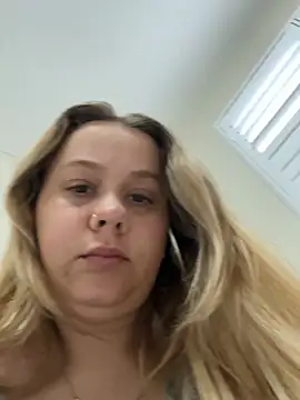 OliviaJadeXx online show from 05-19-26, 07:26