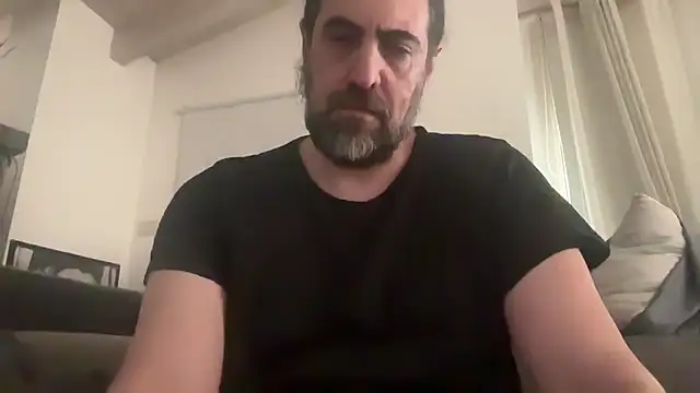 Snapshot of Mach3t3 chatting on 04-18-26, 05:32 Mach3t3 online show from 04-18-26, 05:32
