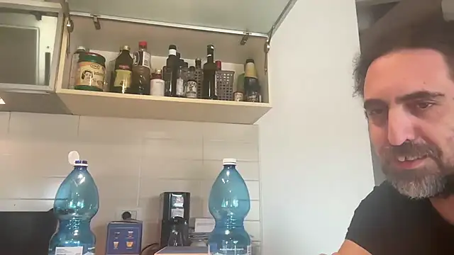 Snapshot of Mach3t3 chatting on 04-14-26, 10:53 Mach3t3 online show from 04-14-26, 10:53