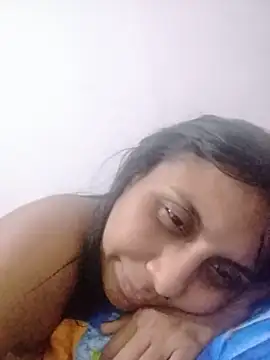 Snapshot of MELIZ_QUEEN chatting on 06-06-26, 02:39 MELIZ QUEEN online show from 06-06-26, 02:39