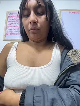 Snapshot of MELIZ_QUEEN chatting on 06-02-26, 11:54 MELIZ QUEEN online show from 06-02-26, 11:54