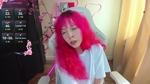 InfernoKitten online show from 04-21-26, 01:42
