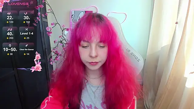 InfernoKitten online show from 04-17-26, 01:08