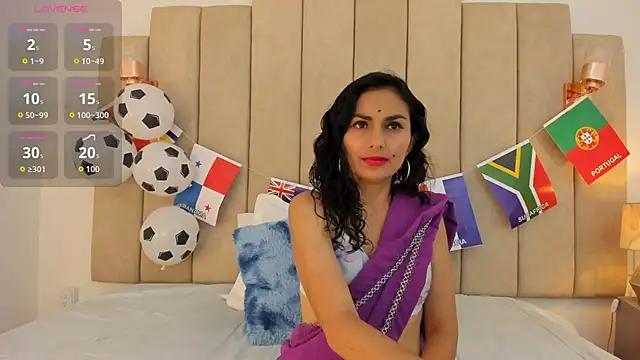 shaliny  online show from 06-19-26, 07:09