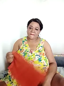 BUSTYQUEEN56  online show from 04-11-26, 09:29