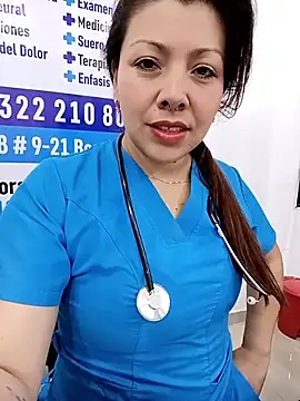 Snapshot of SARA_21- chatting on 05-18-26, 01:05 SARA 21- online show from 05-18-26, 01:05